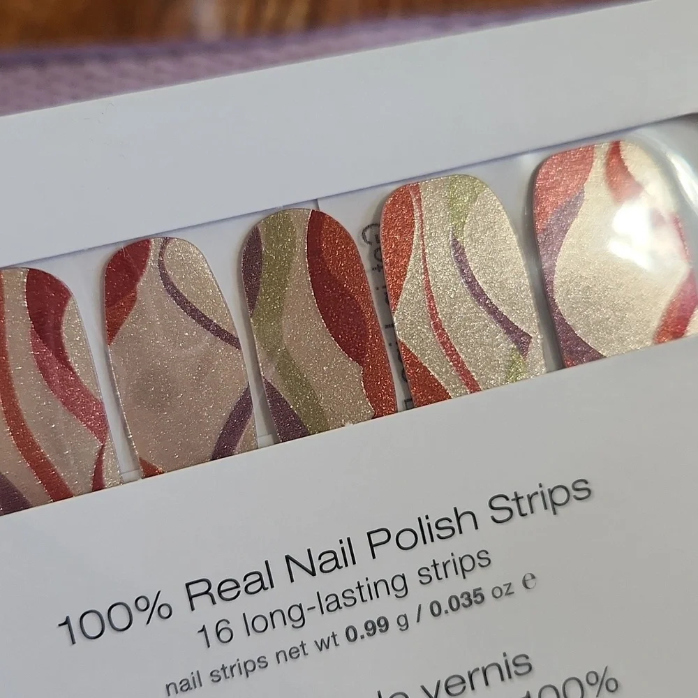 Color Street Get In Line - Picture 2 of 3